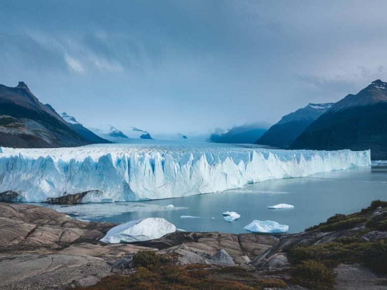 trek au cœur de la patagonie : découvrir le glacier perito moreno