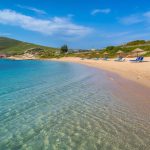 voyage de noces en grèce : explorer les villages blancs de santorin