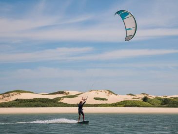 apprendre le kitesurf à jericoacoara au brésil