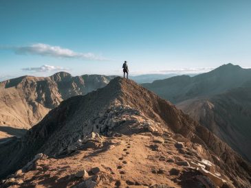 randonnée sur le gr20, corse : un des sentiers les plus difficiles d’europe